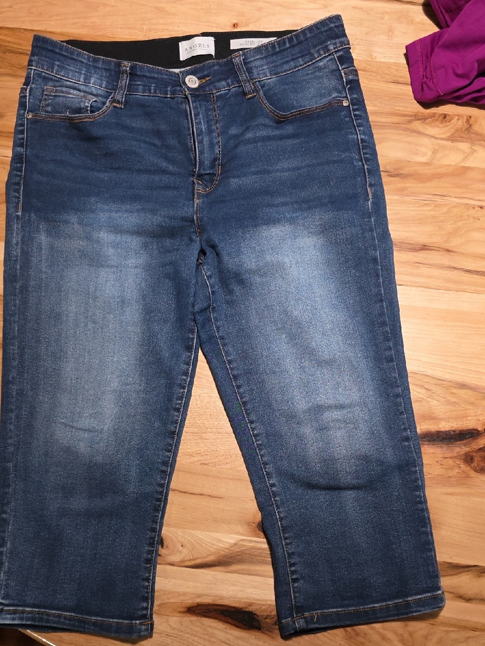 Angels Blue Cropped Stretch Jeans - Slim Capri Style